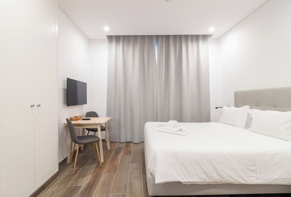 Roots Hotel Studio - disability access 4