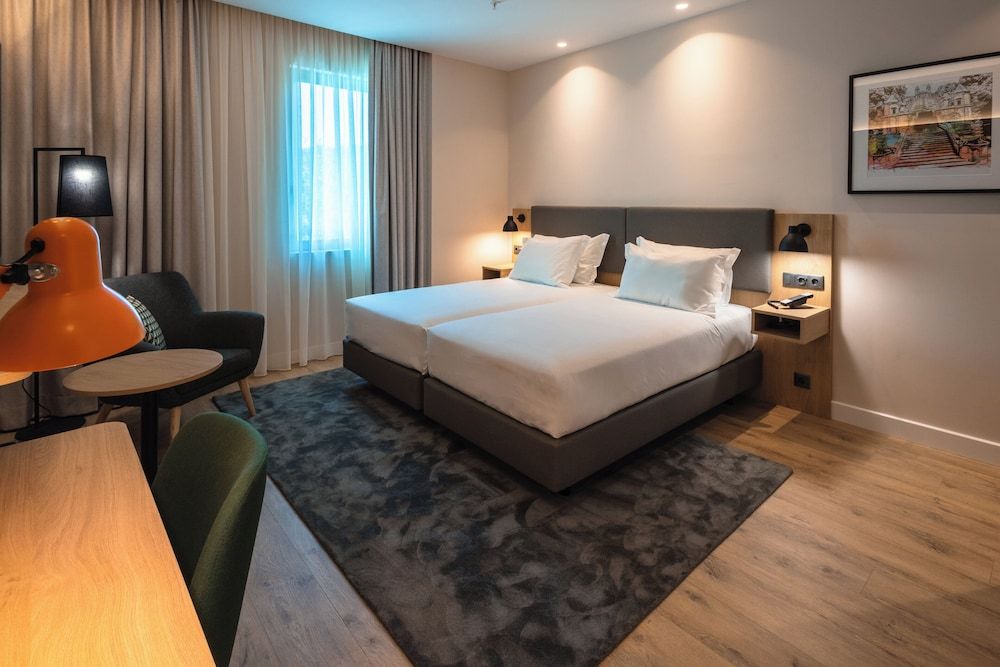 Holiday Inn Braga by IHG Premium Room 3