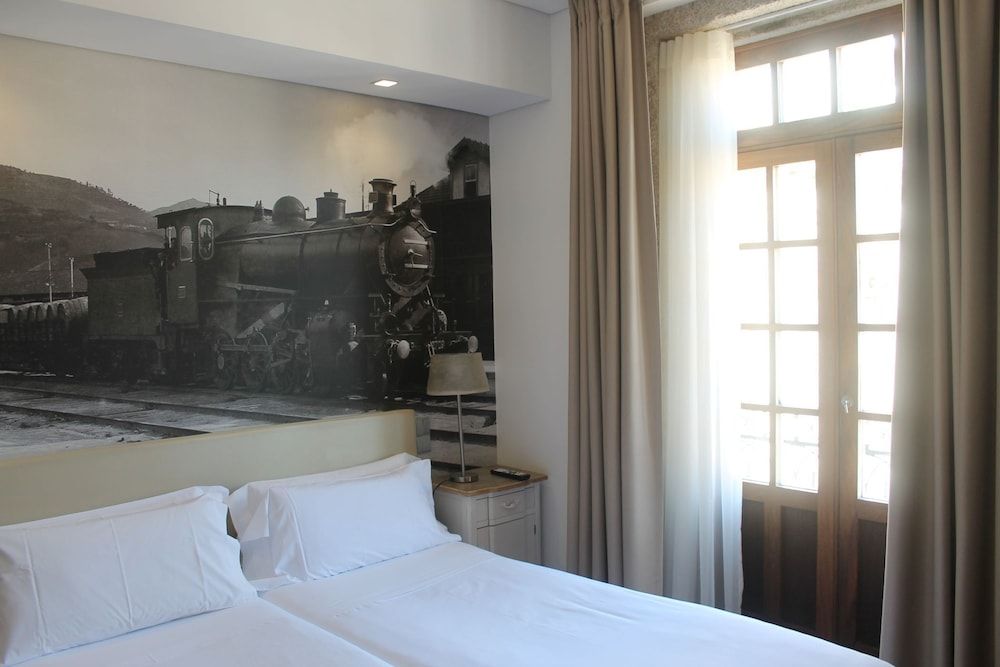 Oca Ribeira do Porto Hotel Superior Twin Room 5