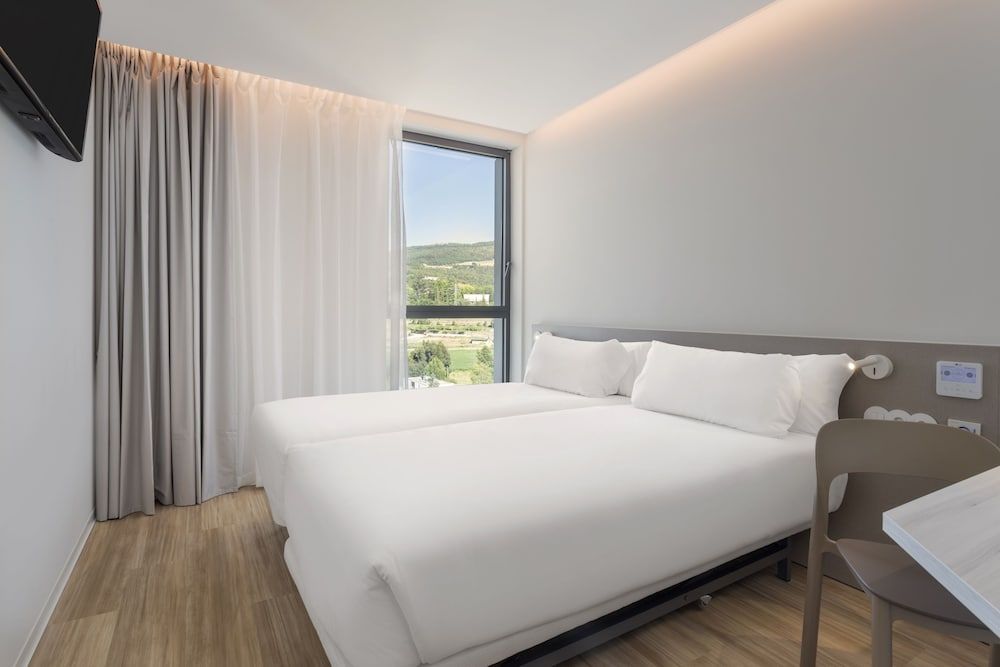 B&B Hotel Santo Tirso Standard Twin Room 3