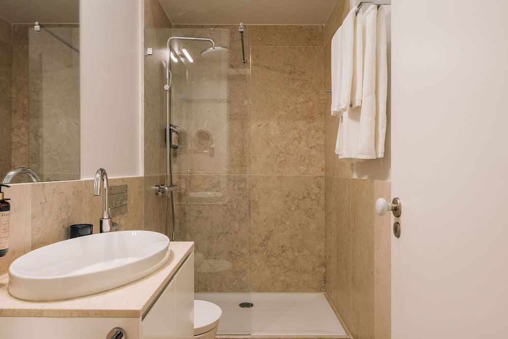 Signature Apartment