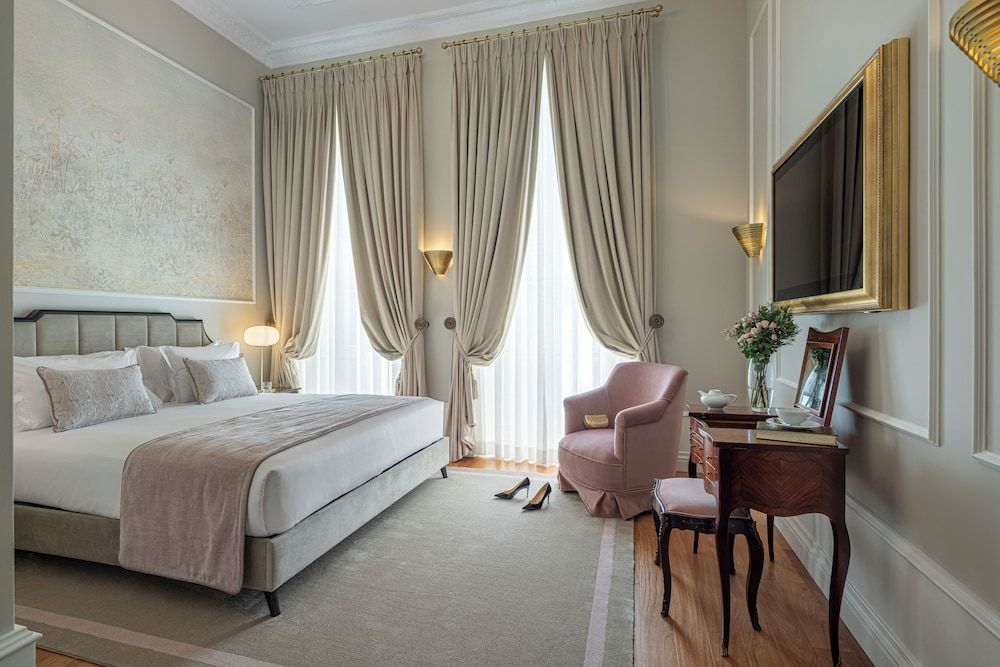 Palace Room