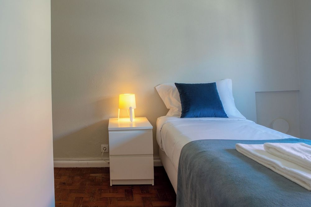 Classic Single Room, Shared Bathroom