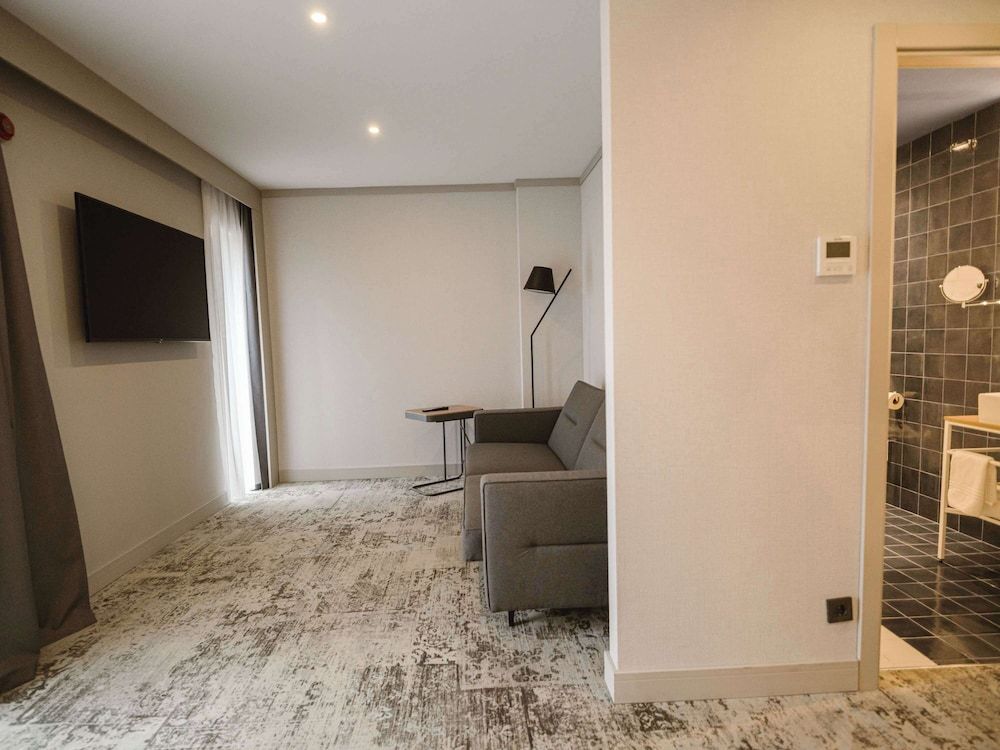 Mercure Sibiu Arsenal Suite, 1 Double Bed with Sofa bed 5