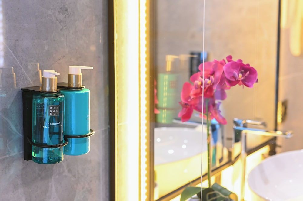 Hanami Design Hotel Standard Double Room 9