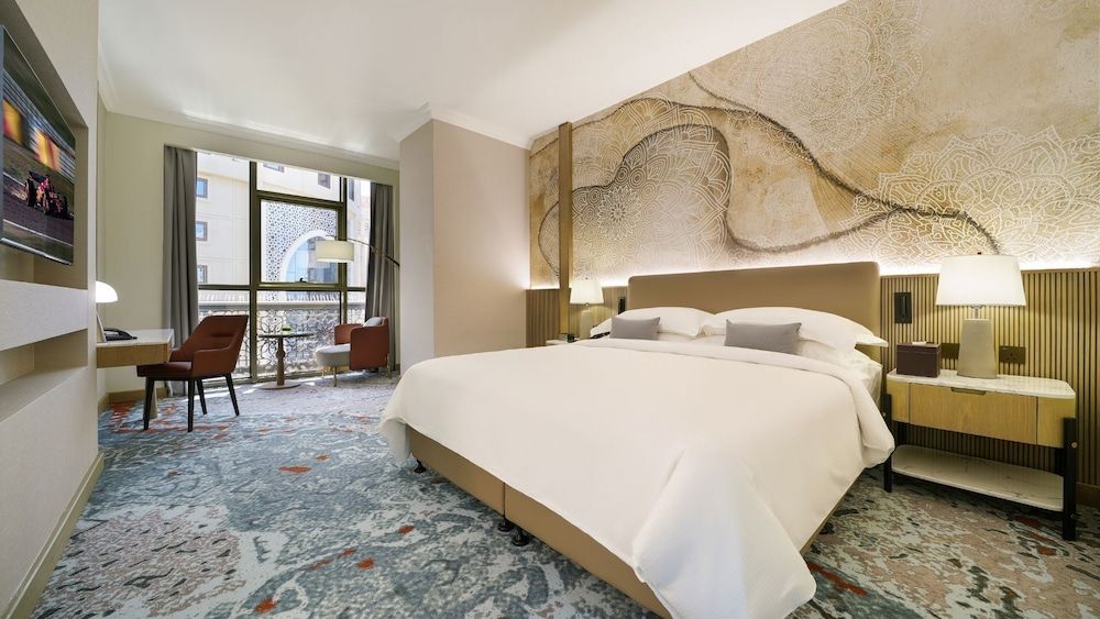 Room, 1 King Bed, City View