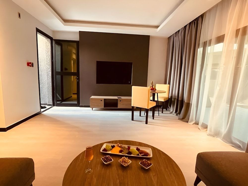 HDB RESORT & SPA One Bed Room Villa 4