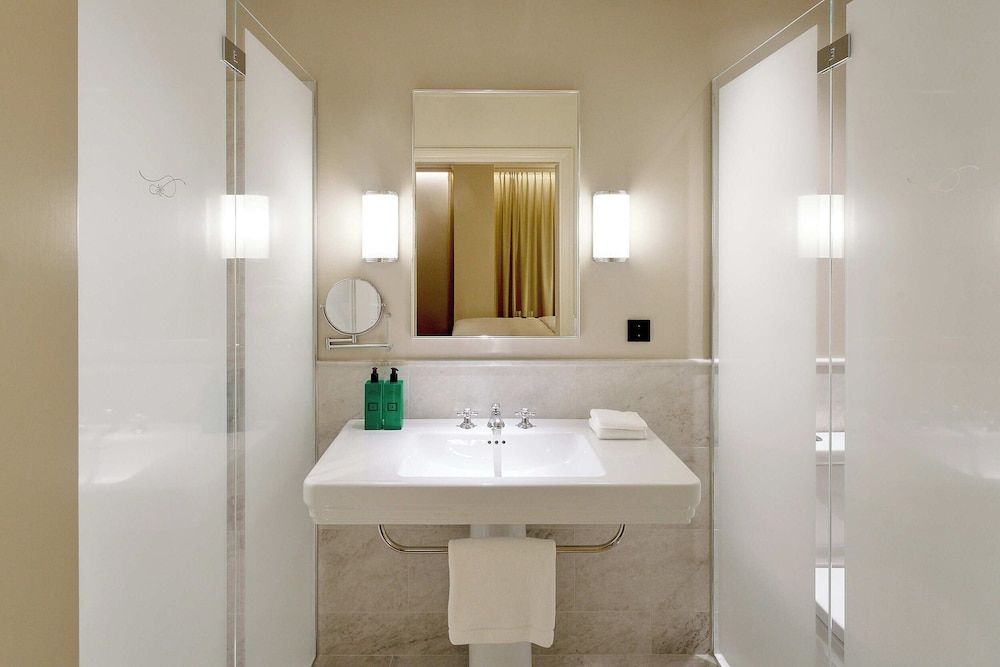 Villa Dahlia Quiet Standard Room (No windows) 5