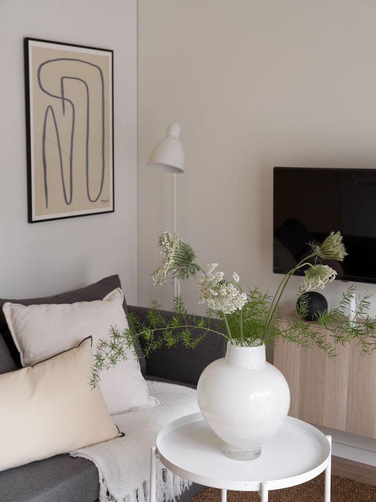 Waterfront Cabins Standard Studio, 2 Twin Beds 3