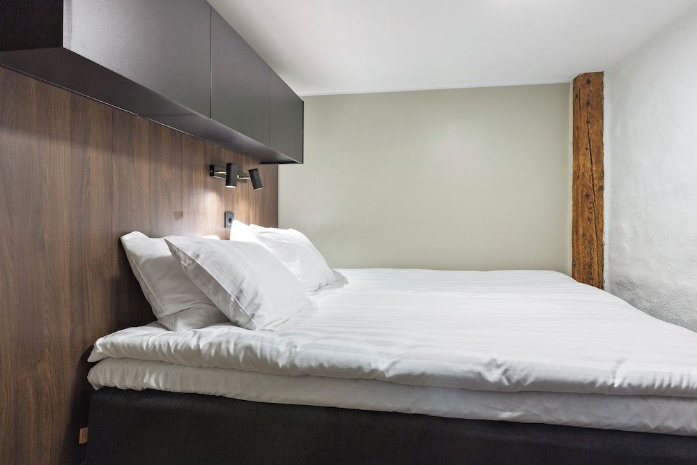 At Old Town Aparthotel