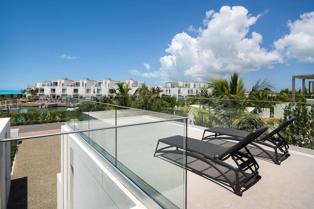 South Bank Deluxe Villa, 5 Bedrooms (Lagoon Villa 17) 6