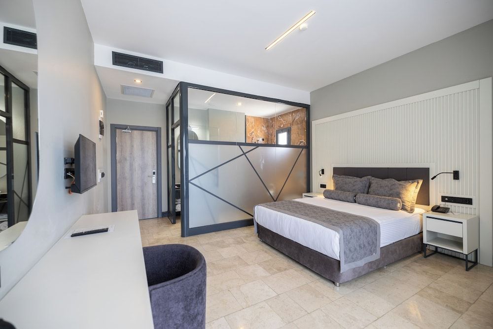 Roseira Mar-Inn Luxury