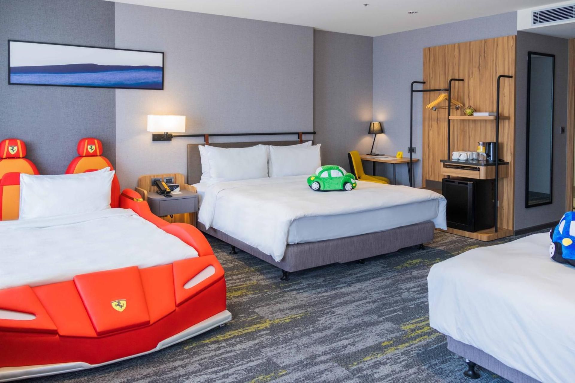 Grand Room with Two King Beds and One Twin Bed - Kids Theme