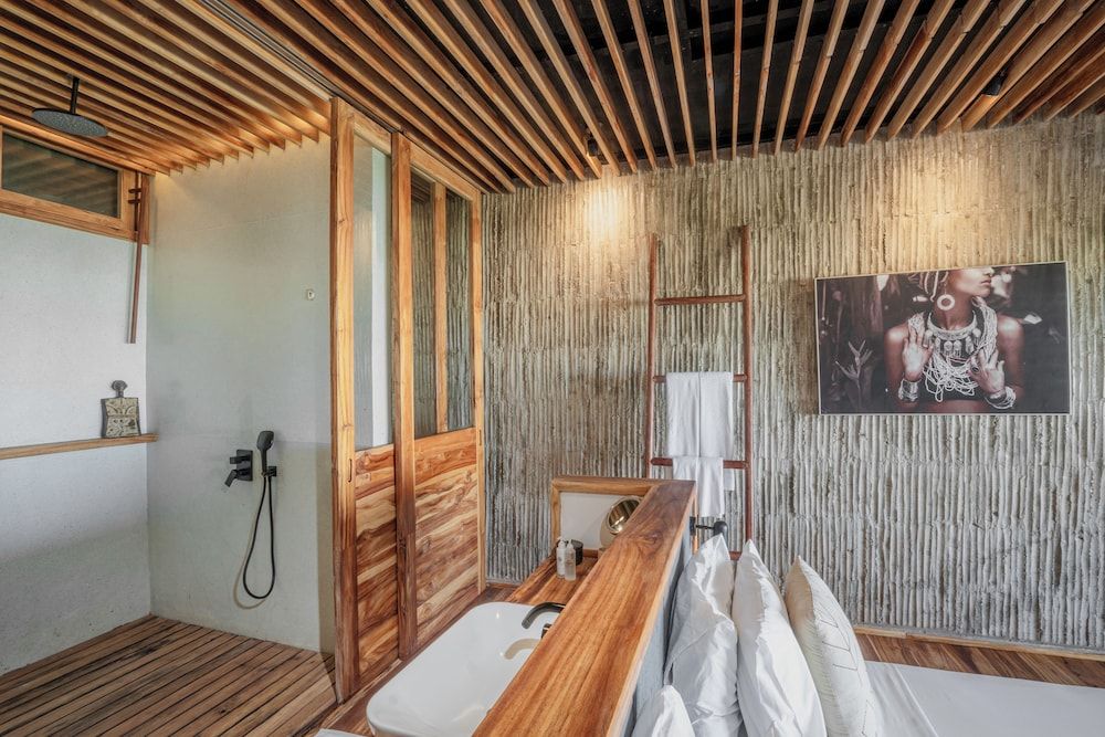 Bamboo Zanzibar Deluxe Double Room 4