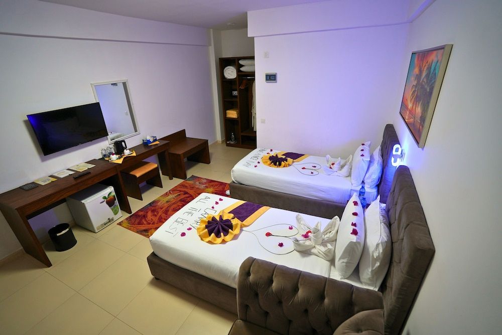 Elite Twin Room