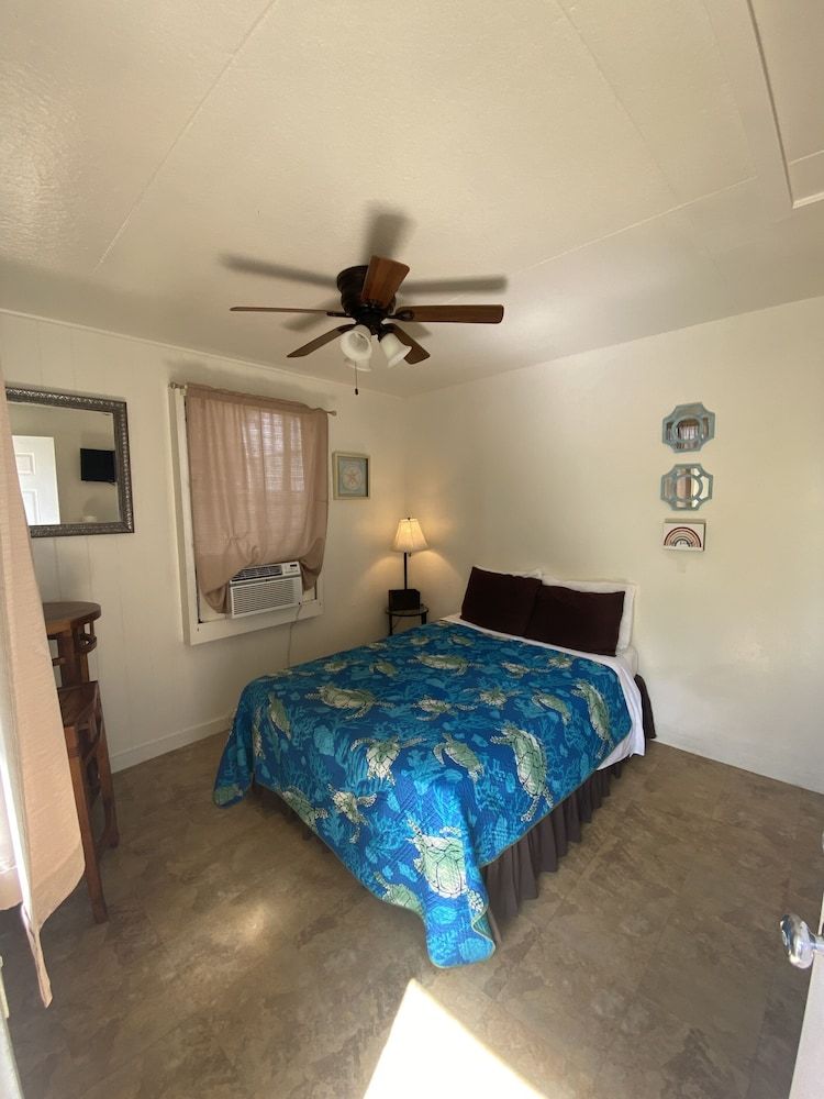 Kaua'i Palms Hotel Deluxe Studio, 1 Queen Bed 2