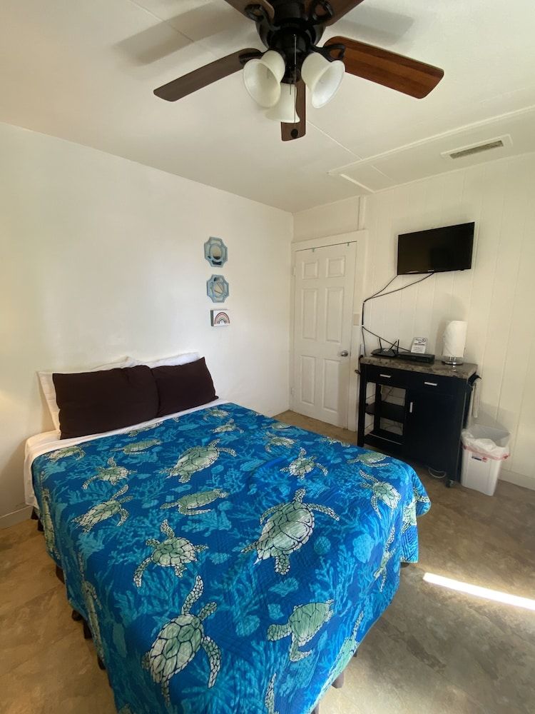 Kaua'i Palms Hotel Deluxe Studio, 1 Queen Bed