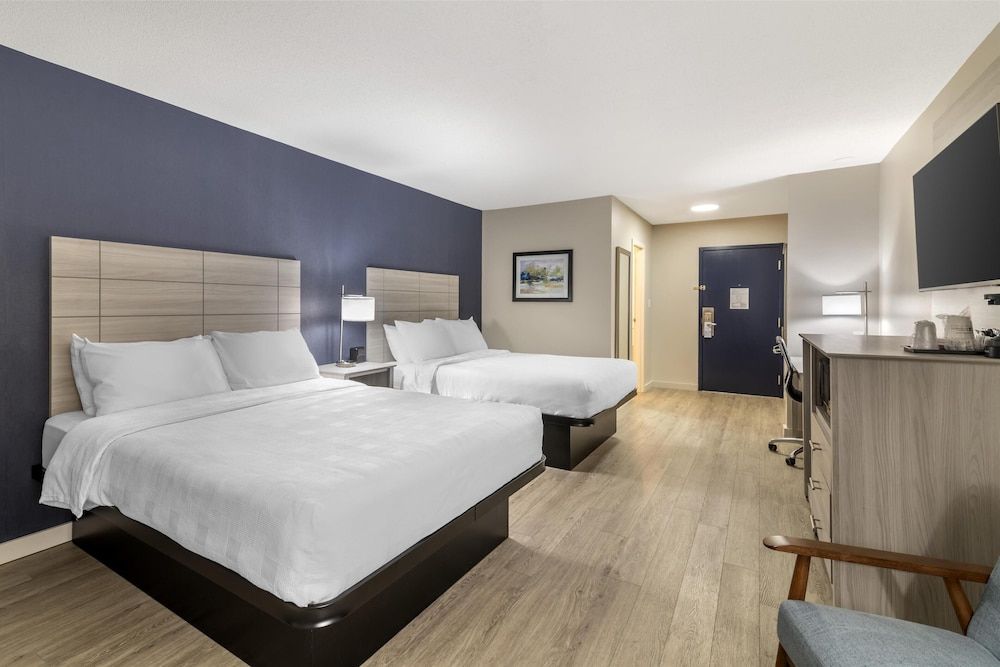Standard Room, 2 Queen Beds, Non Smoking (Walk-in Shower;Pet Friendly)