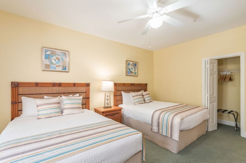Condo, 3 Bedroom (East)