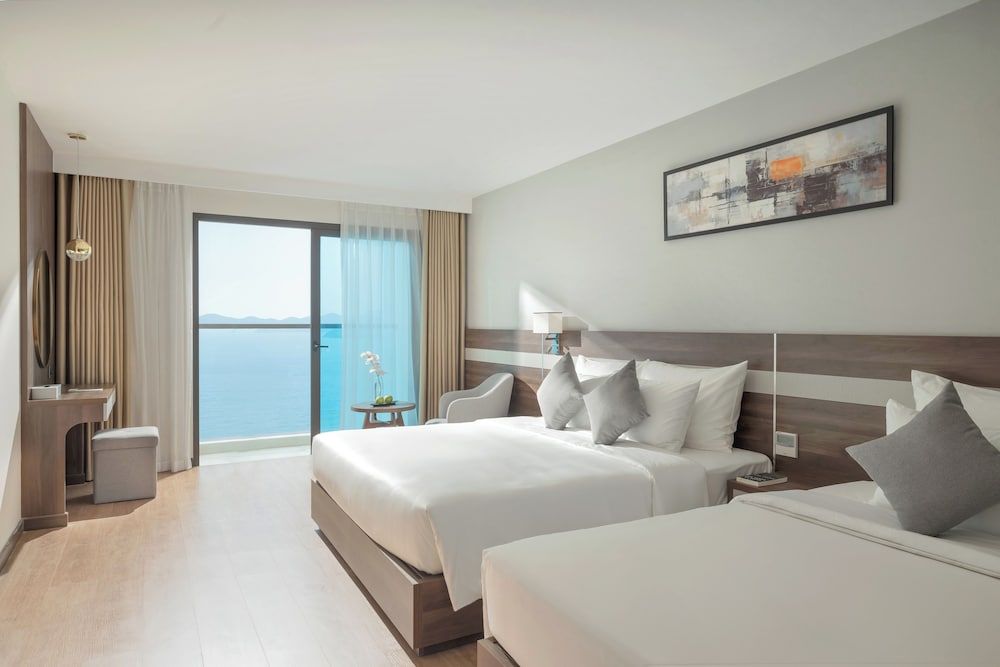 Premier Triple Room, Balcony, Ocean View