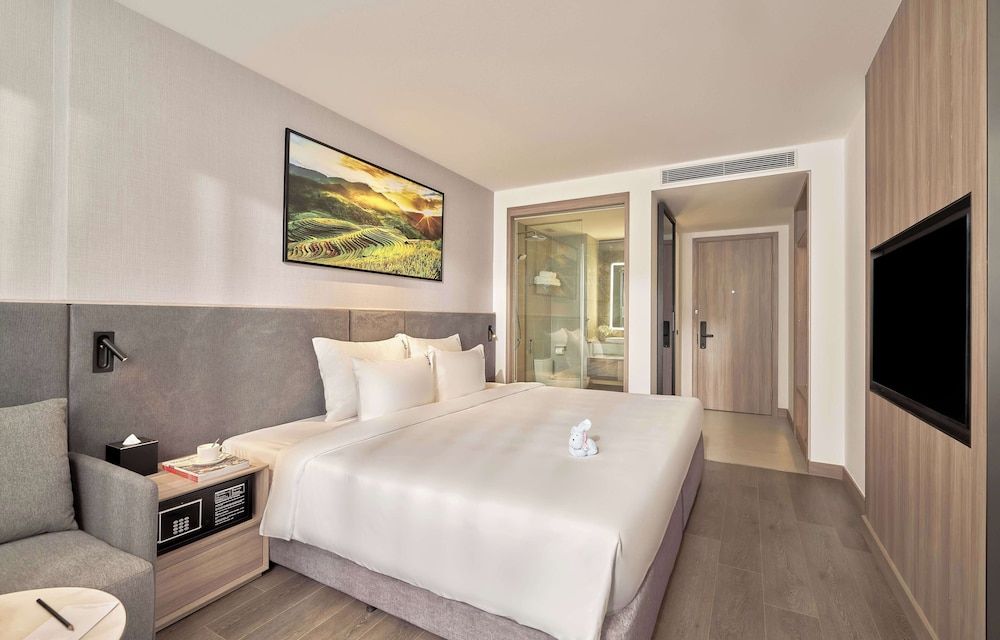 Deluxe Double or Twin Room, Balcony, City View