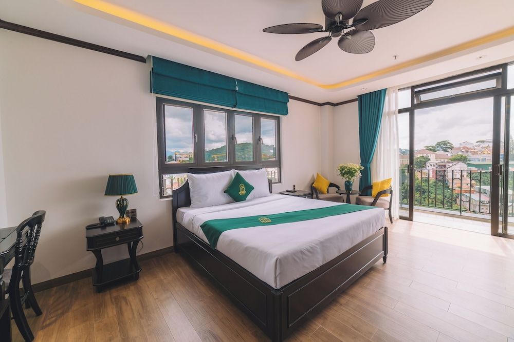 Goldient Boutique Hotel Premium Double Room 8