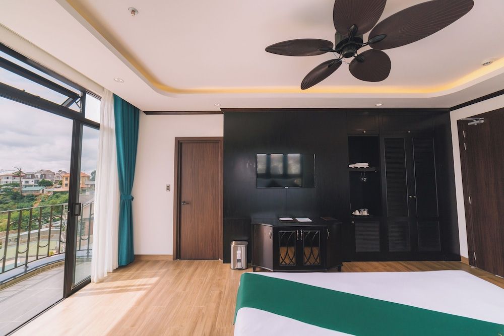 Goldient Boutique Hotel Premium Double Room 9