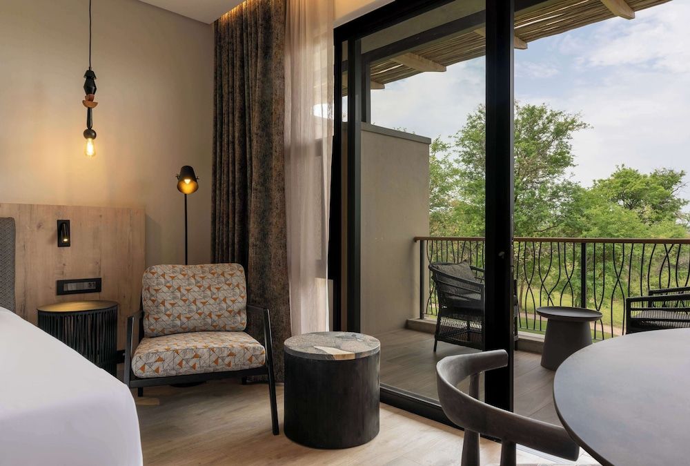Superior Room, Non Smoking (Drakensberg Mountain View)