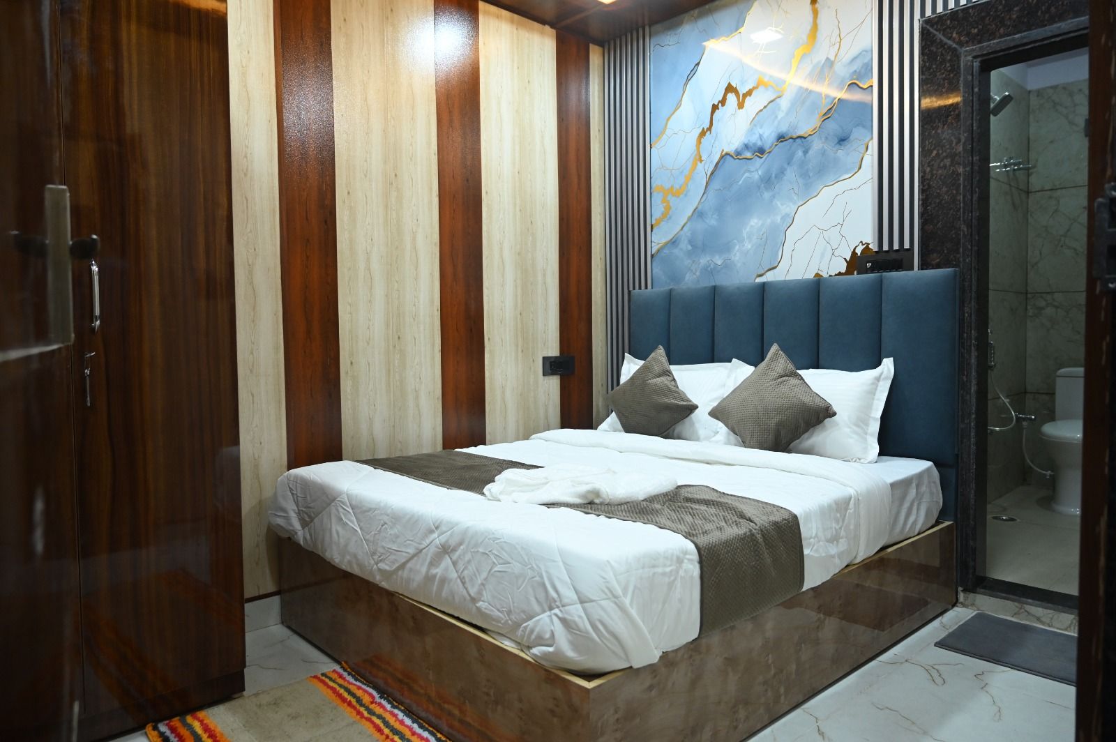 Hotel Kumar Continental Standard Single Room 2