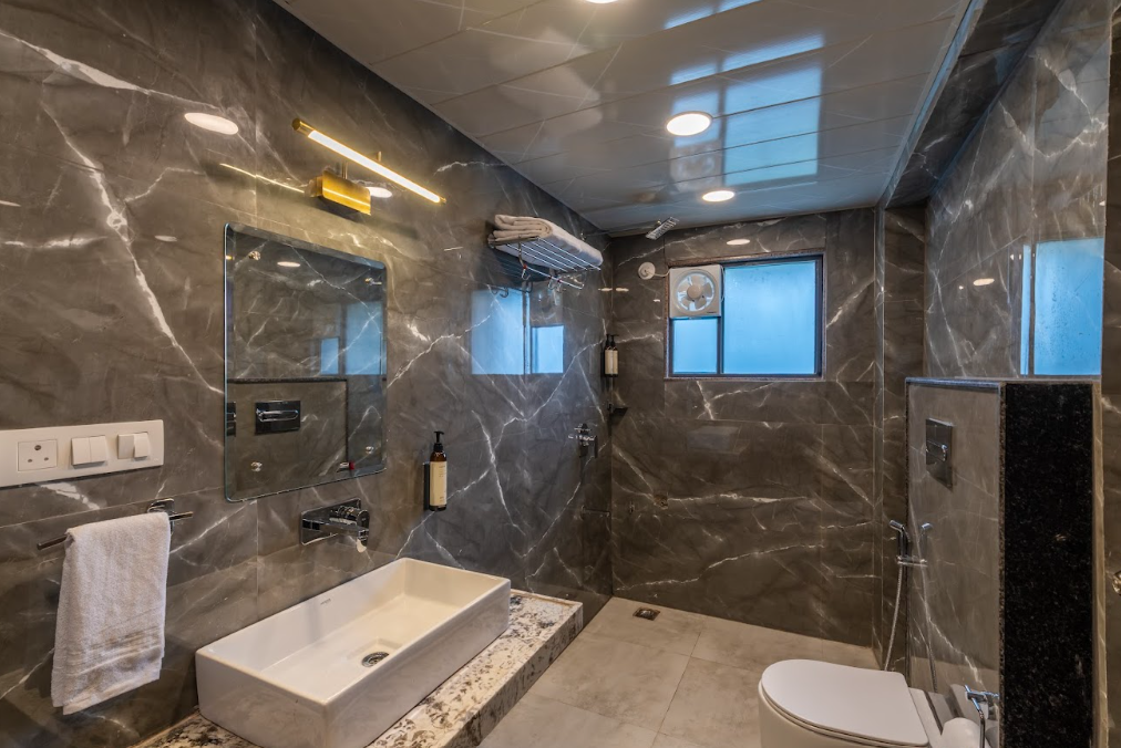 goSTOPS Plus Udaipur Gulab Bagh Deluxe Private Room with Ensuite Bathroom 7