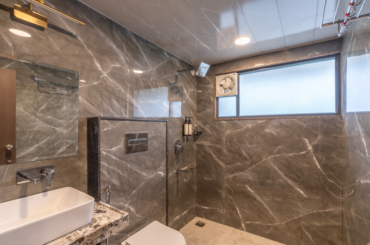 Bed in 4 Bed Mixed Dormitory Room with Ensuite Bathroom