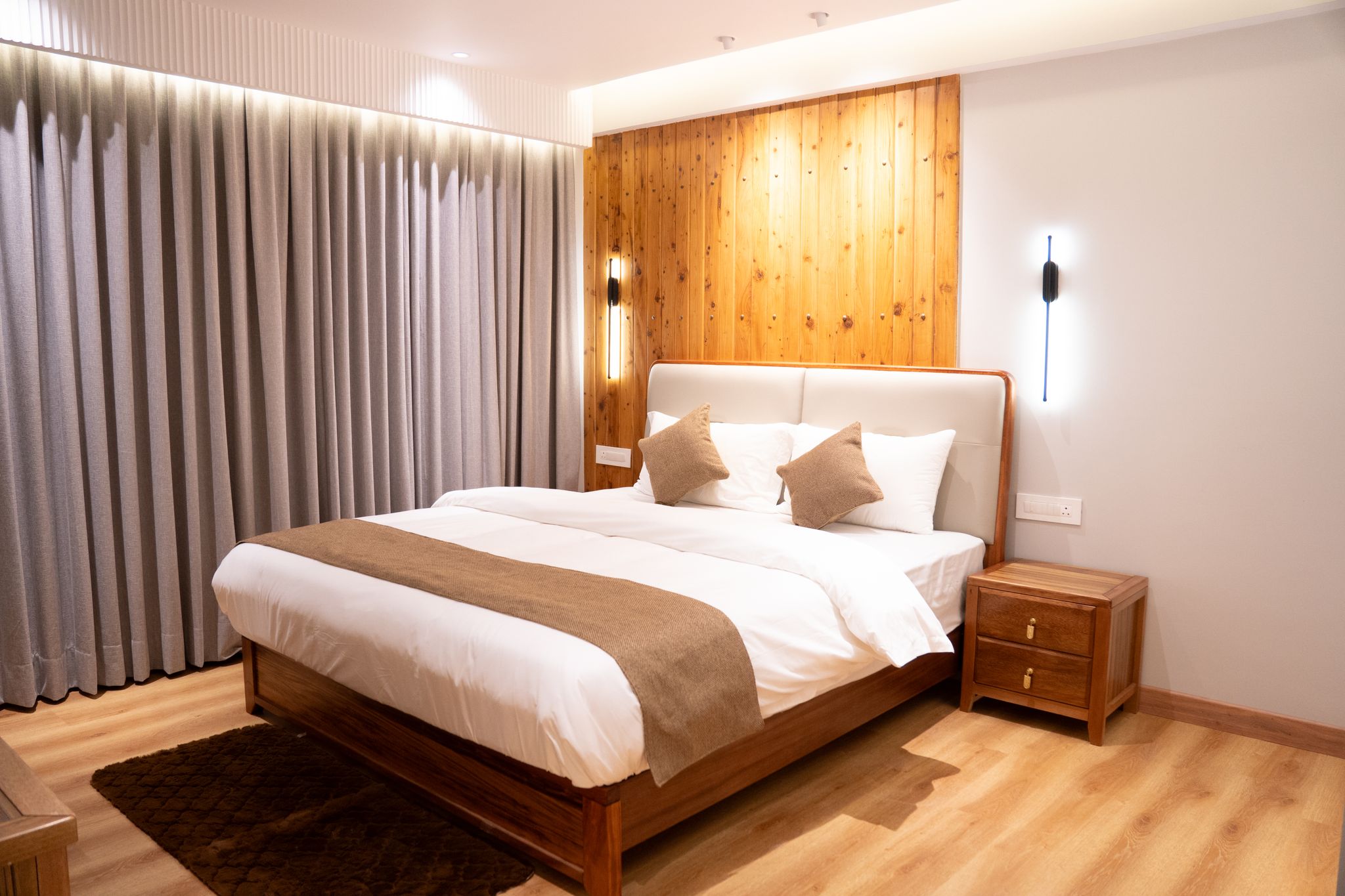 The Perch (Falcon 3 Room Set) 10 Mins Walk to Mall Road