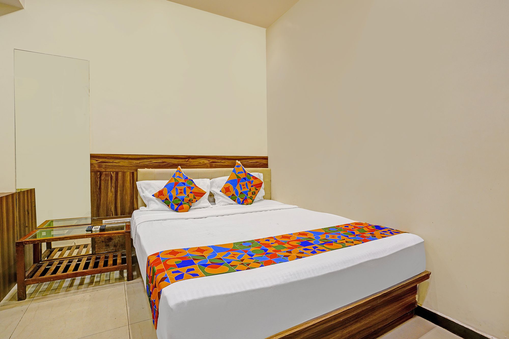 FabHotel Galaxy Inn Deluxe Room 2