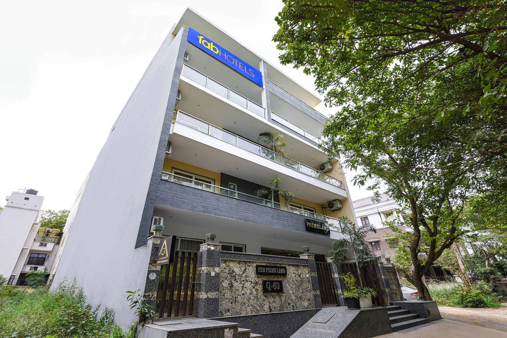 FabHotel The Prime Land