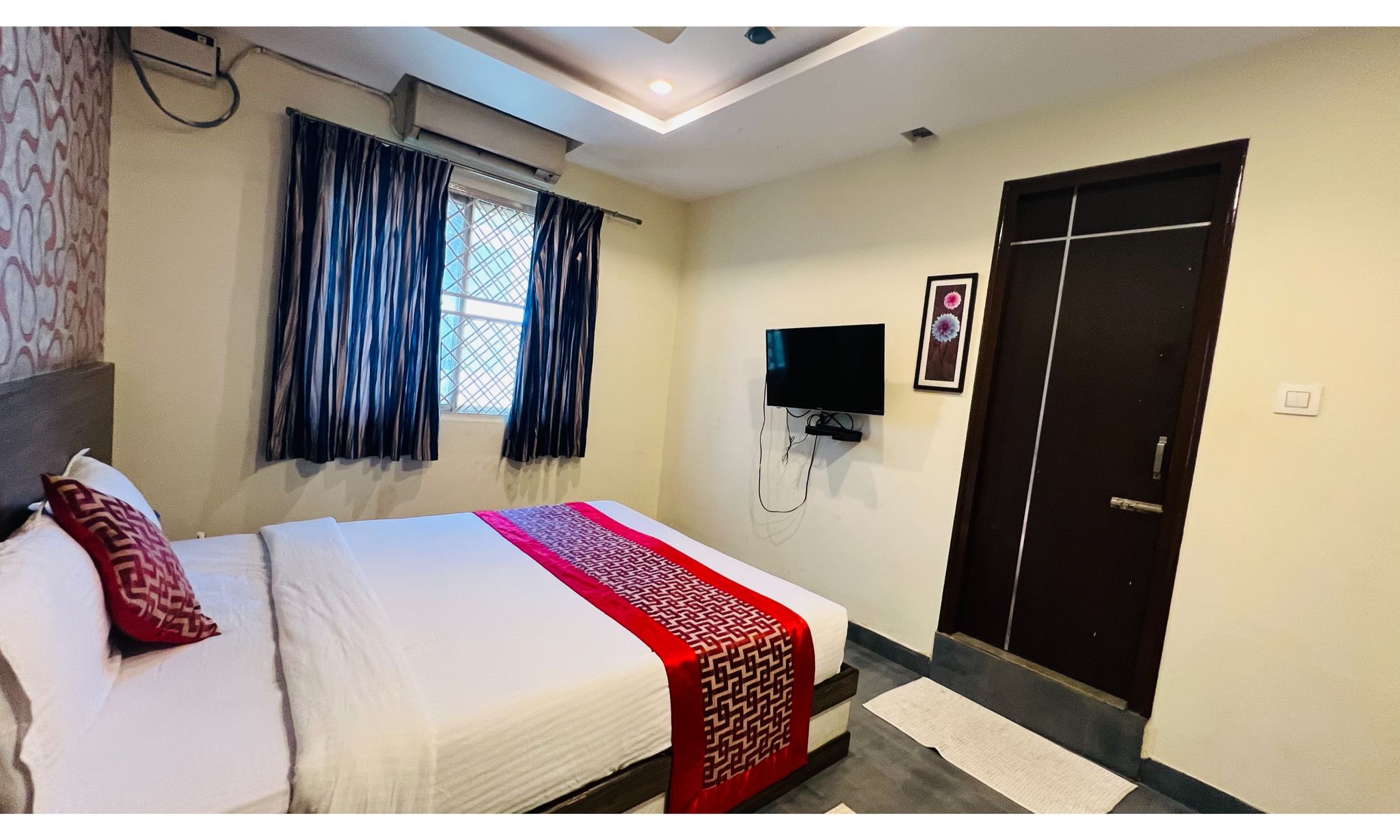  Via Indian Residency Deluxe Room 2