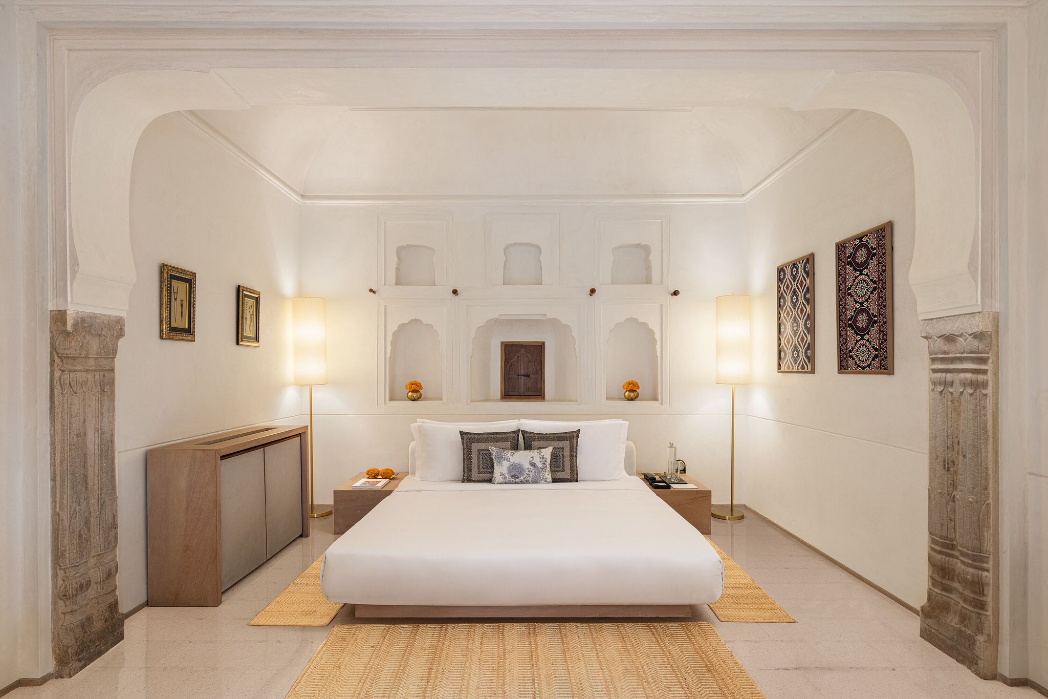 Deluxe Room King Bed
