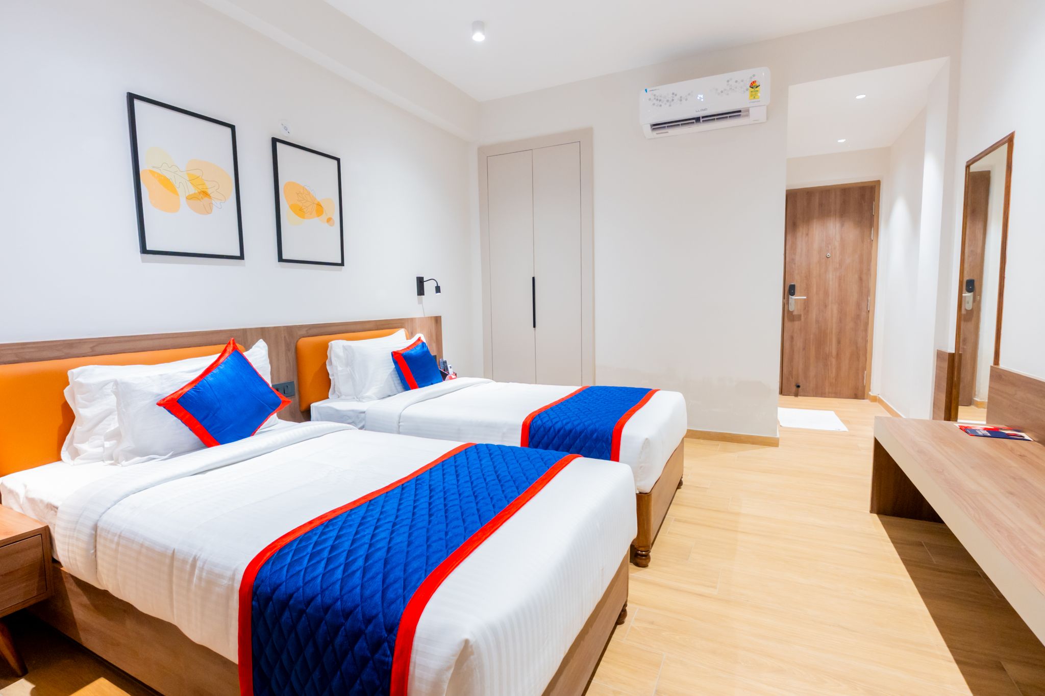 Deluxe Twin Room