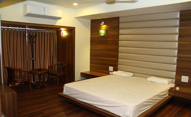 Hotel Sarvoday And Restaurant Super Deluxe 3