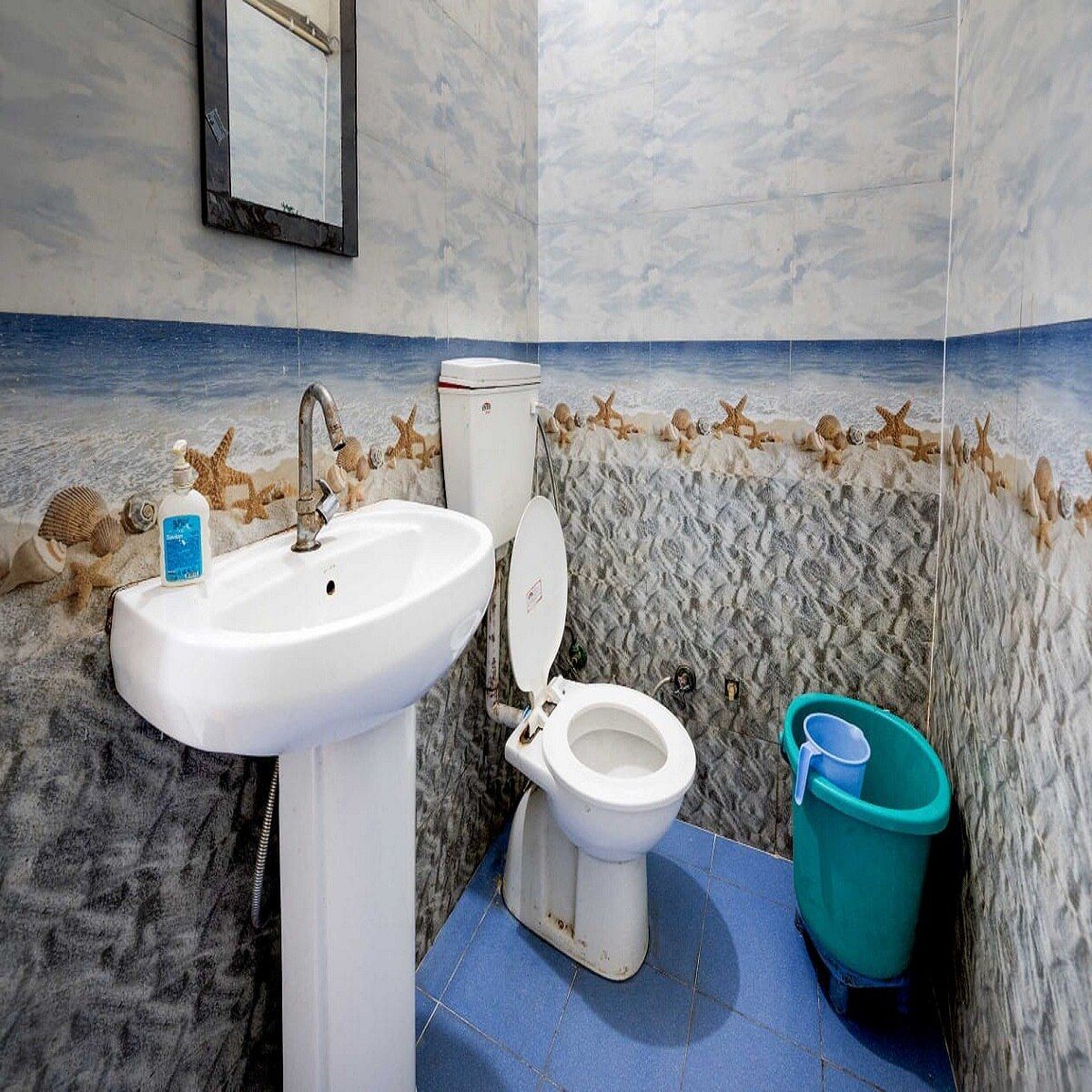 Satyam Lodge Deluxe Room 3