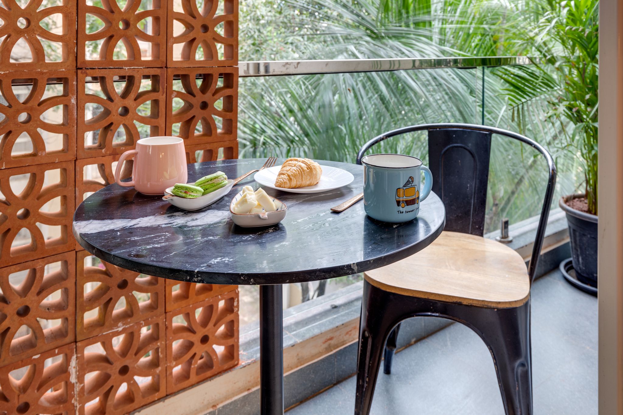 Kulture Luxe Studio Balcony +WiFi @ Pune Airport