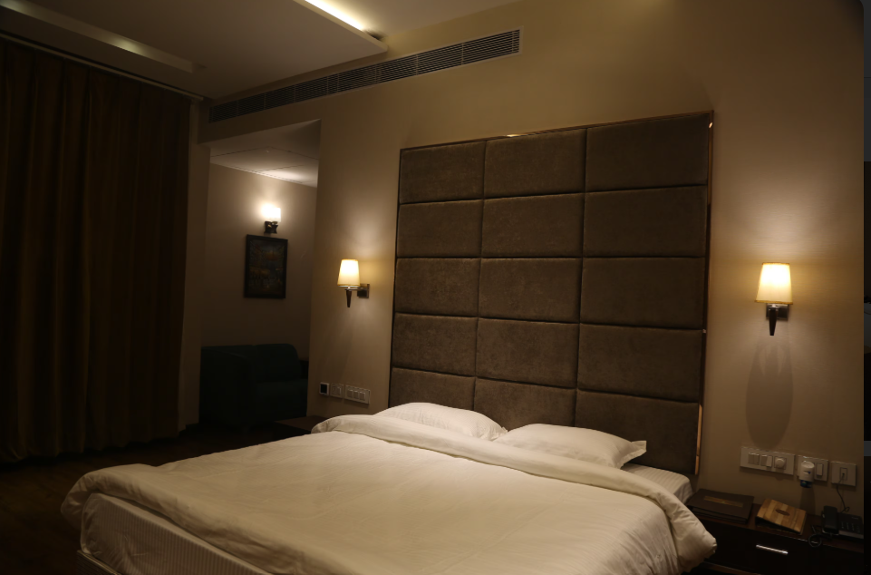  Hotel Golden Palm Club Room 2