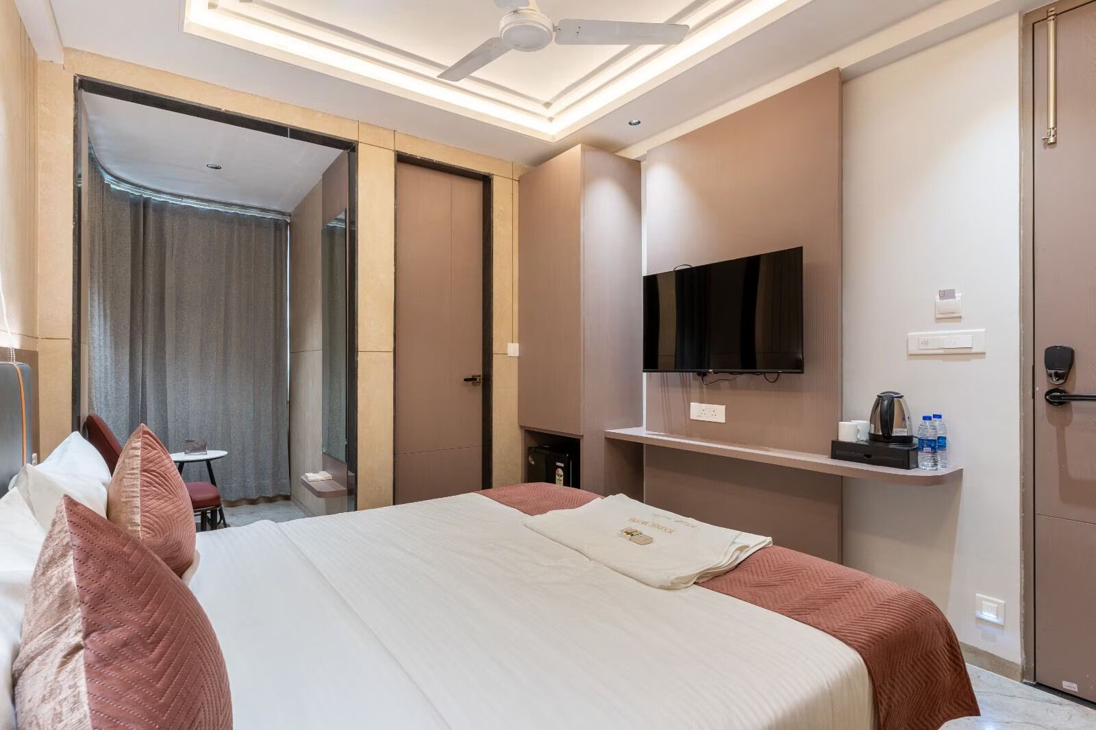 Hotel Iconic Ahmedabad Executive Room 5