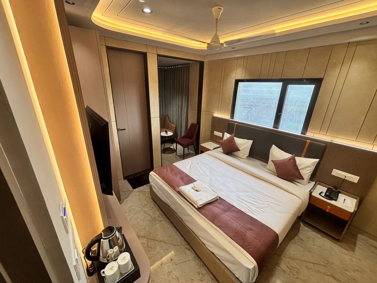 Hotel Iconic Ahmedabad Executive Room