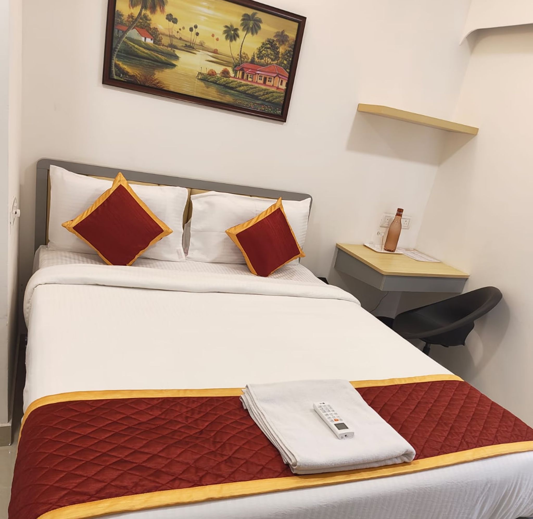 GRAND COMFORT SERVICED APARTMENT ITC  Standard Room 4