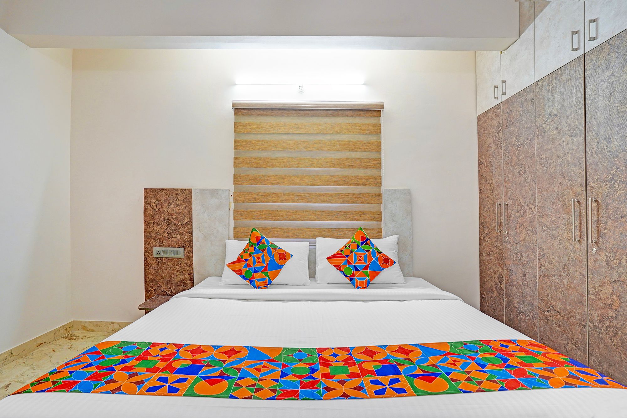 FabHotel Metro Grand Deluxe Room 3