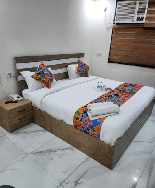 Deluxe AC Room