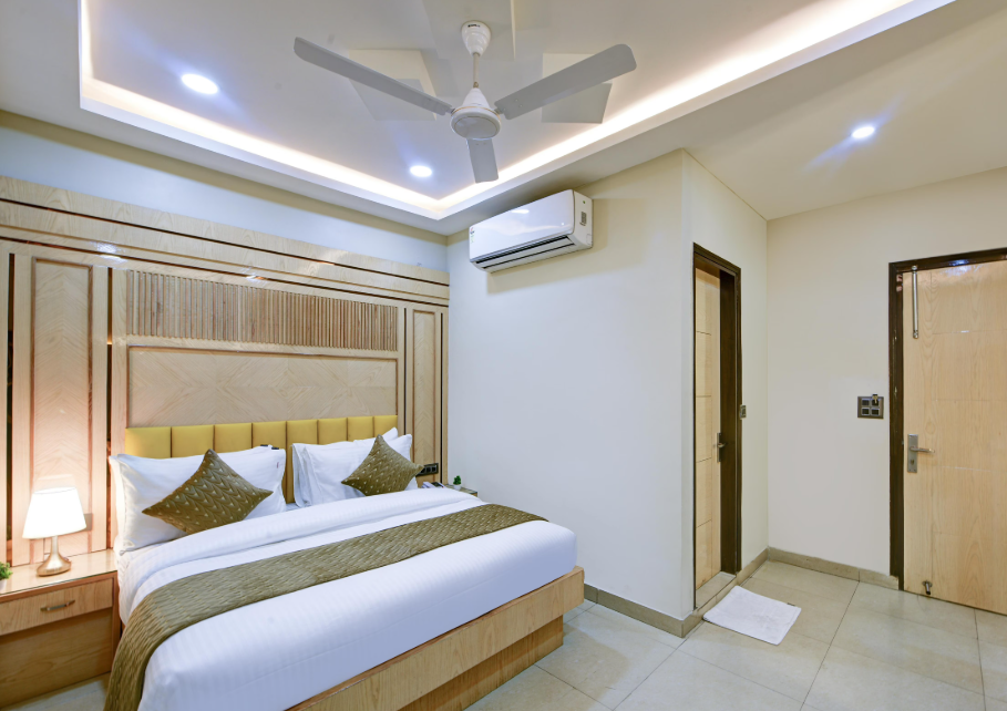 Prestige Room