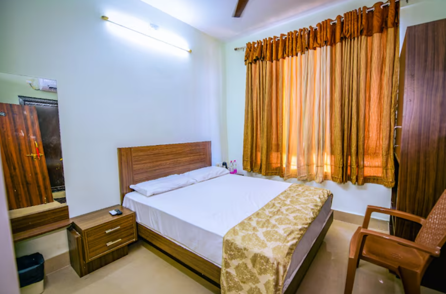 Double Bed (AC)