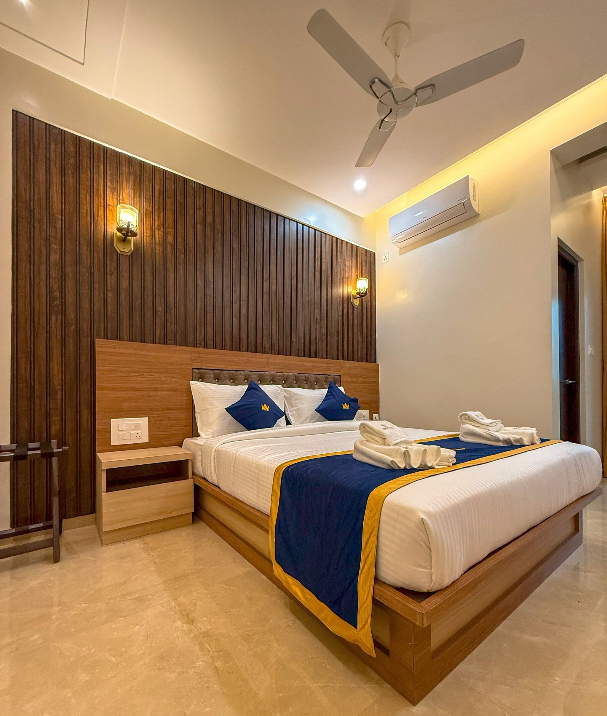 Super Deluxe AC room