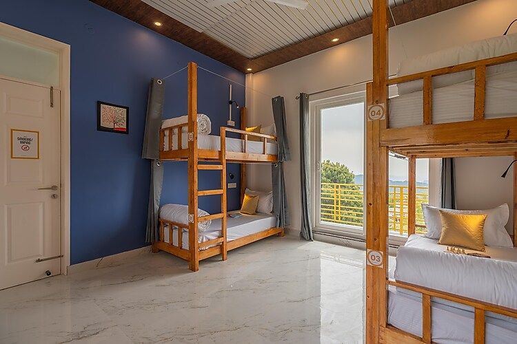 Bed in 4 Bed Mixed Dormitory With Balcony Valley Views